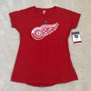 NWT NHL Detroit Red Wings Tee